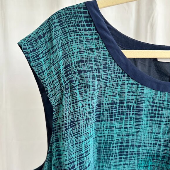 Halogen/Nordstrom Women's Plus 24W Blue/Green Patterned Dress with Pleated Skirt - Picture 6 of 10